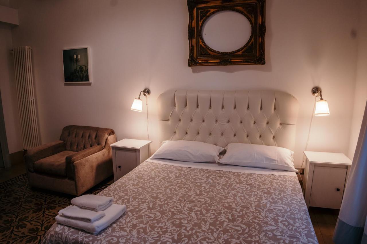 Elephant'S Smile B&B Catania Bagian luar foto