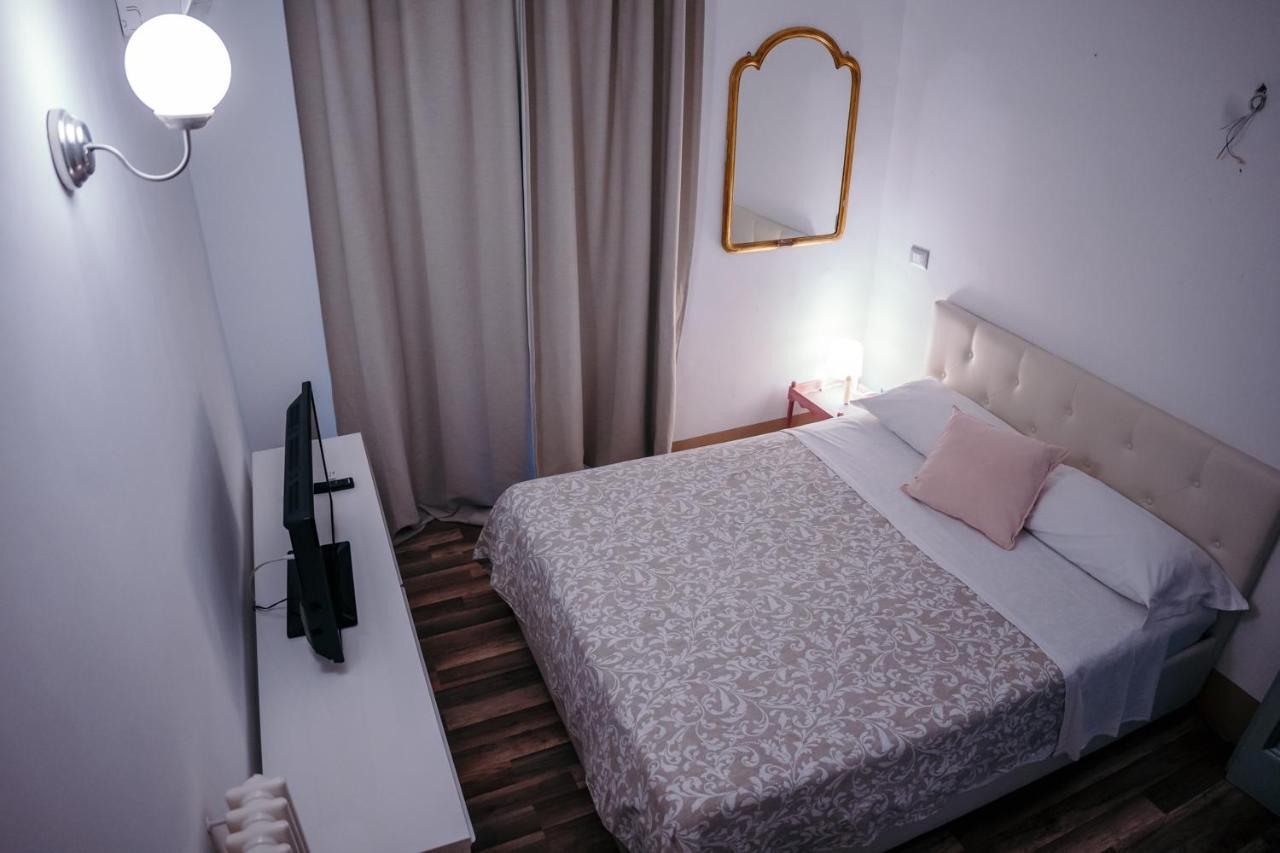 Elephant'S Smile B&B Catania Bagian luar foto