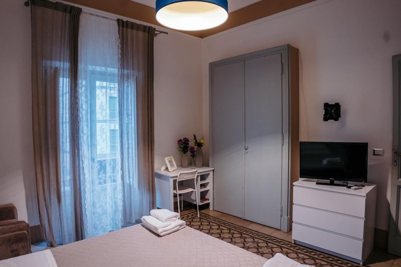 Elephant'S Smile B&B Catania Bagian luar foto