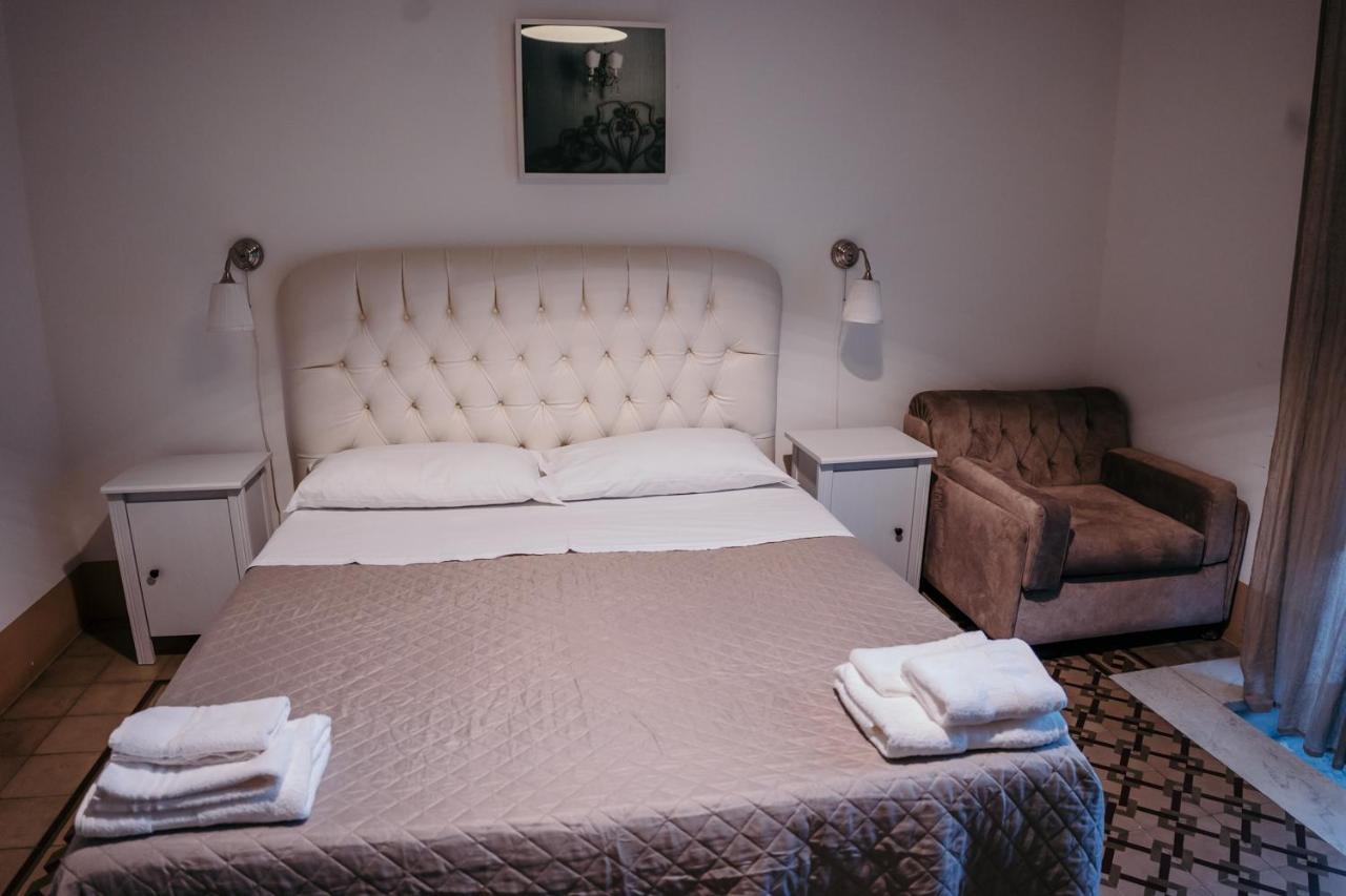 Elephant'S Smile B&B Catania Bagian luar foto