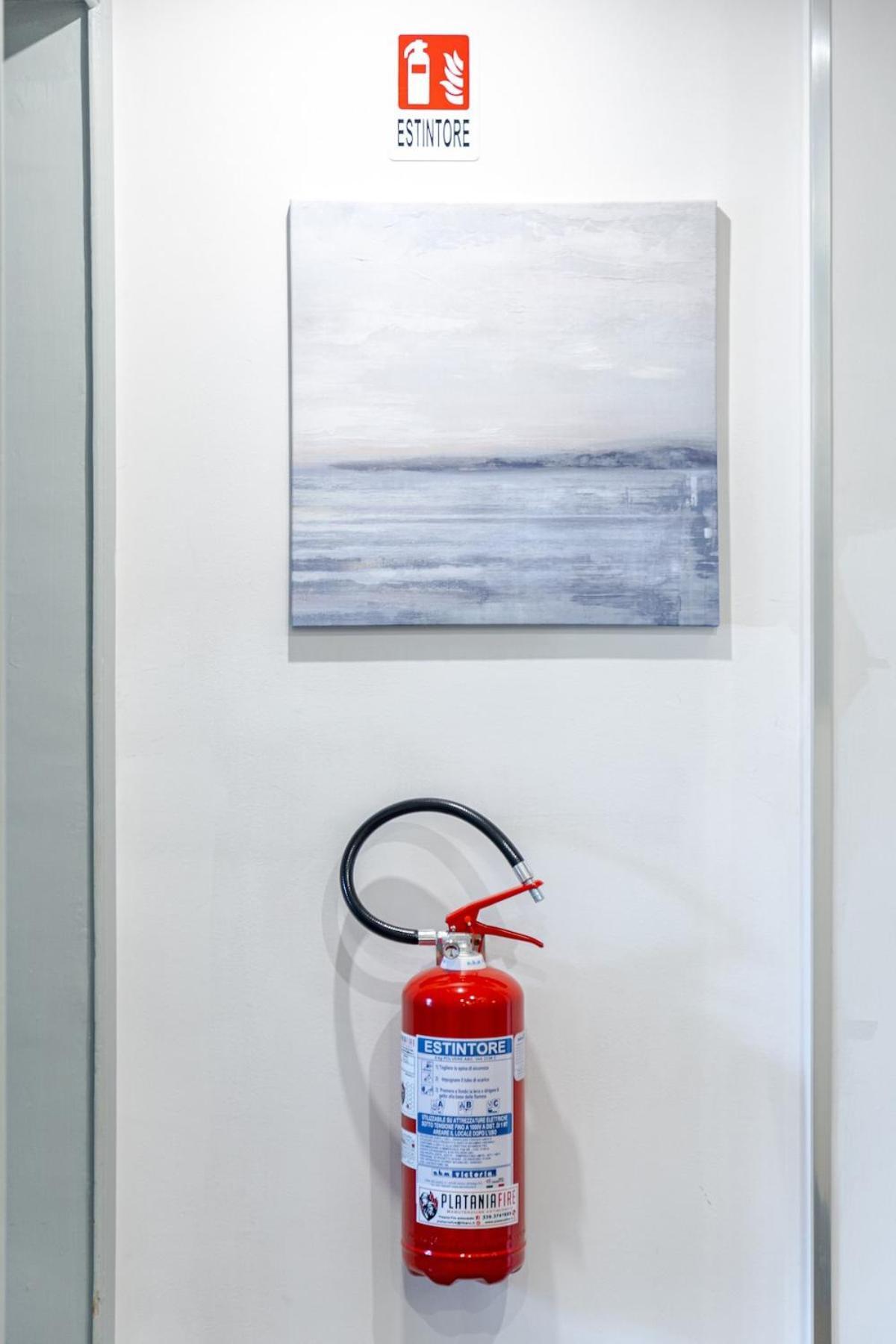 Elephant'S Smile B&B Catania Bagian luar foto