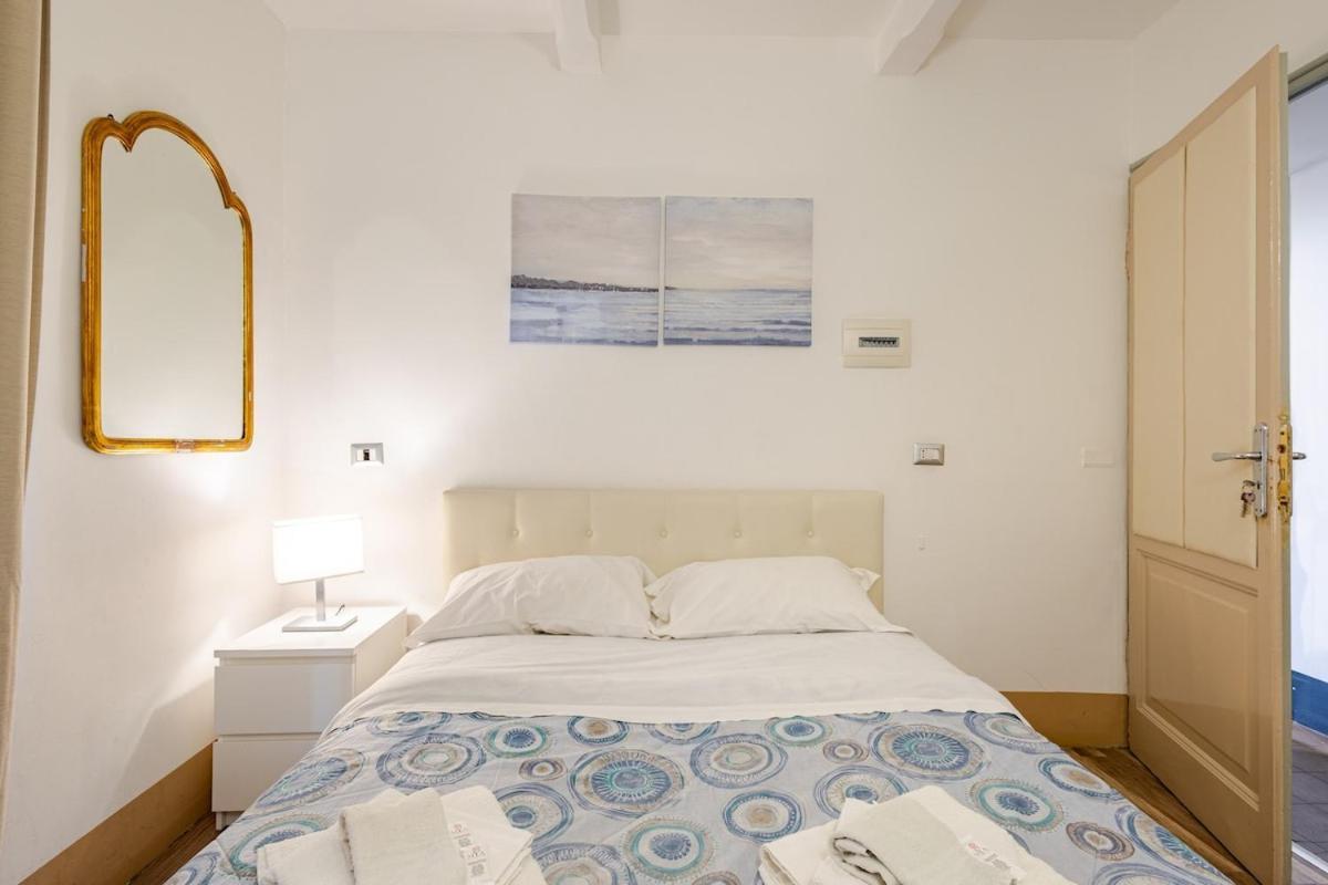 Elephant'S Smile B&B Catania Bagian luar foto