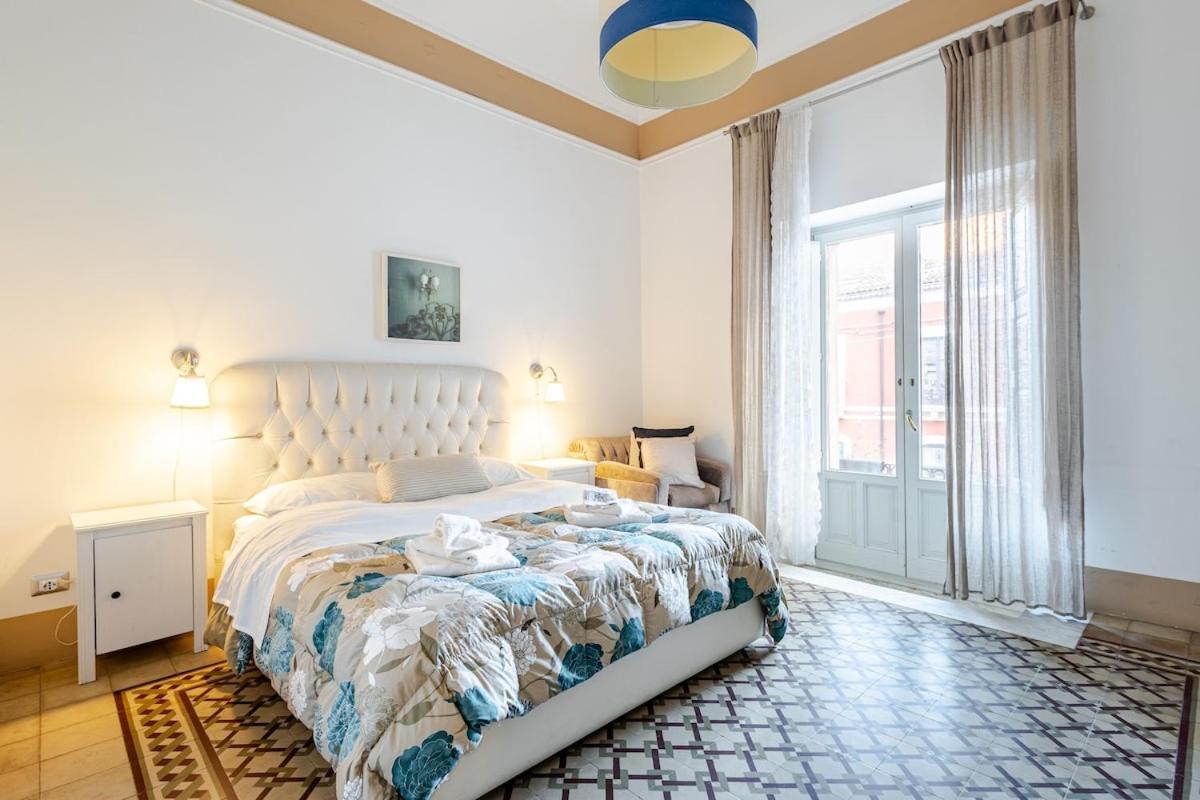 Elephant'S Smile B&B Catania Bagian luar foto